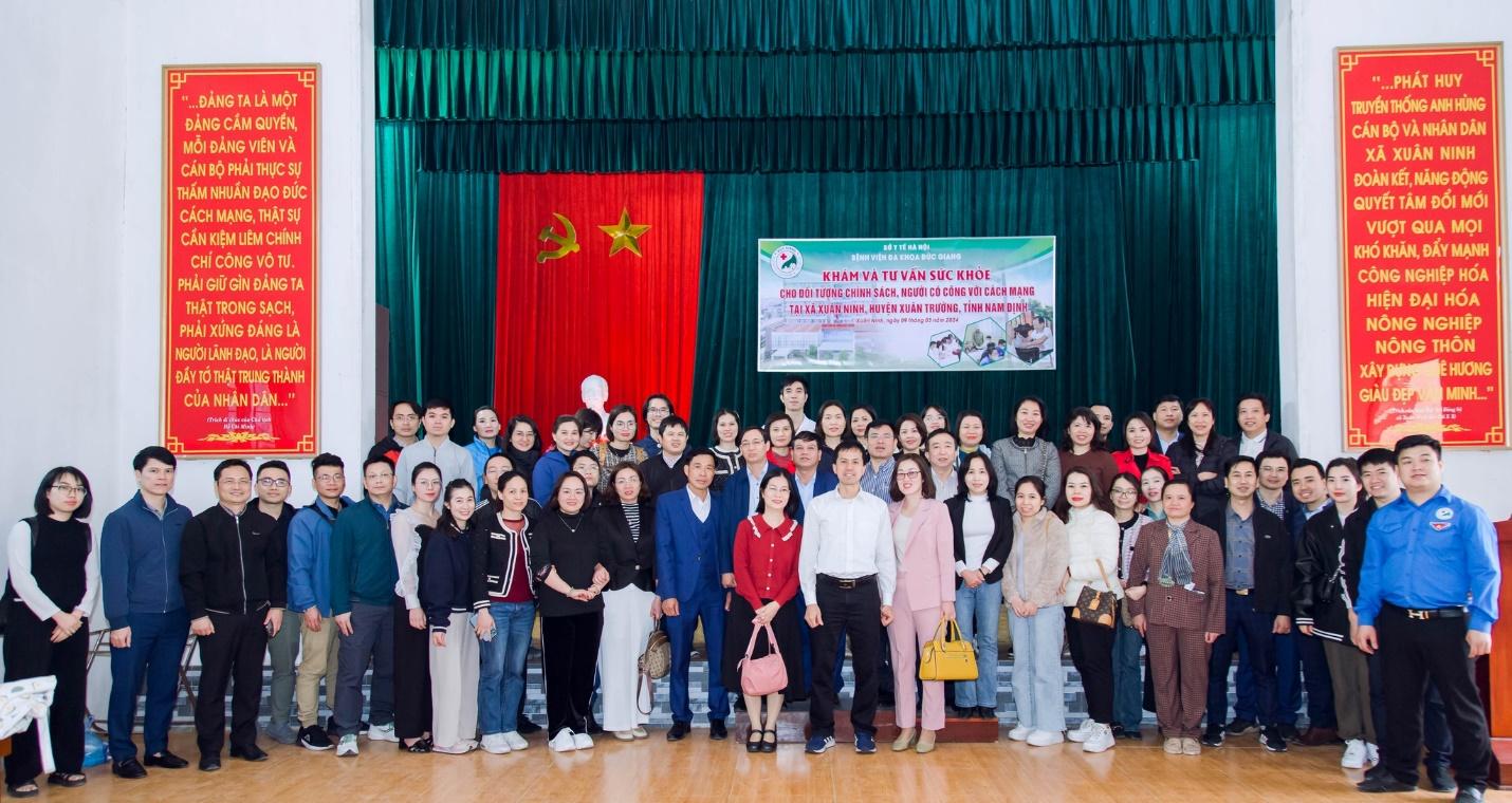  Bệnh viện đa khoa Đức Giang tổ chức khám tình nguyện và tư vấn sức khỏe tại xã Xuân Ninh - Xuân Trường - Nam Định